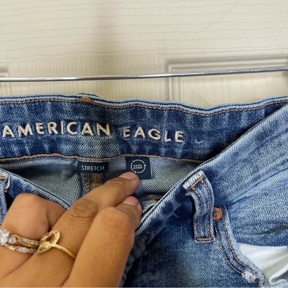 American Eagle Women’s Curvy Straight Distressed Jeans Sz 2L - Picture 11 of 14